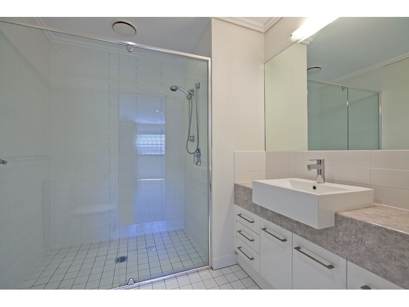 2/62-64 Island Street, Cleveland QLD 4163