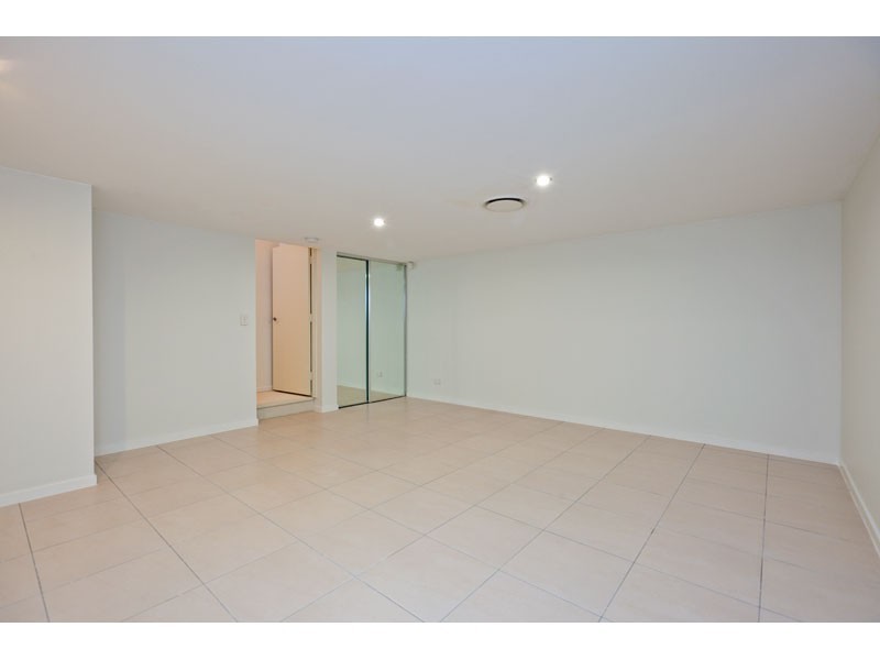 2/62-64 Island Street, Cleveland QLD 4163