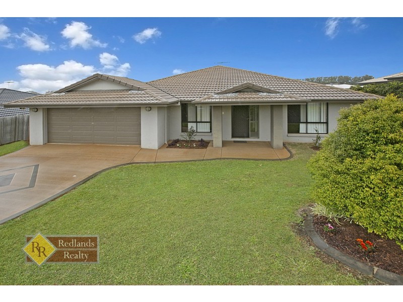 30 Aquila Street, Redland Bay QLD 4165