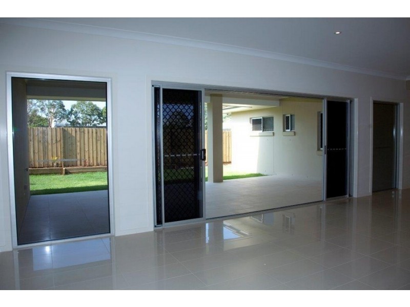14 Duchess Place, Cleveland QLD 4163