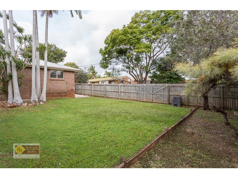131 Cane Street, Redland Bay QLD 4165
