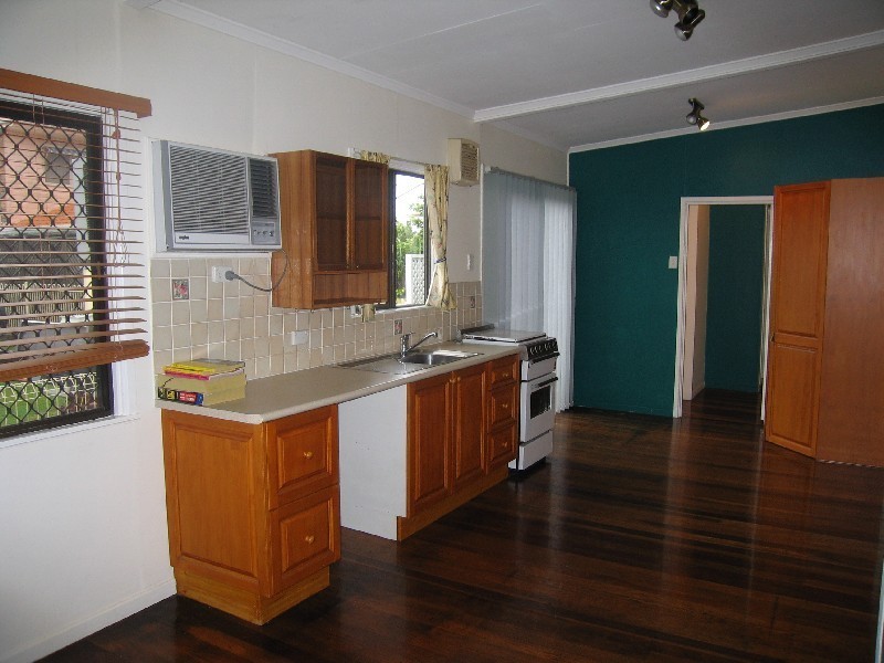111 Cavell Street, Birkdale QLD 4159