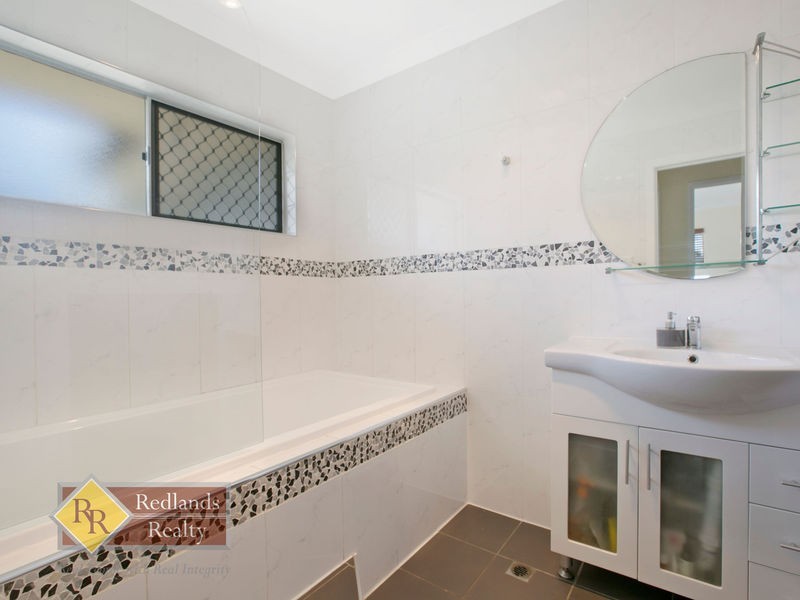 52 Queens Court Road, Alexandra Hills QLD 4161