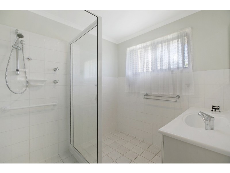 4 Patrick Street, Cleveland QLD 4163