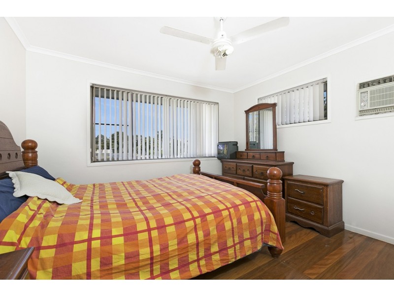 54 Bailey Road, Birkdale QLD 4159