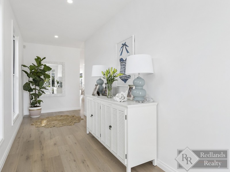 11 Bayview Street, Wellington Point QLD 4160