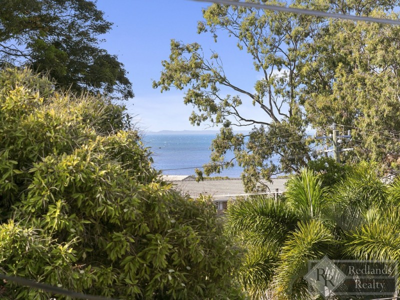 11 Bayview Street, Wellington Point QLD 4160