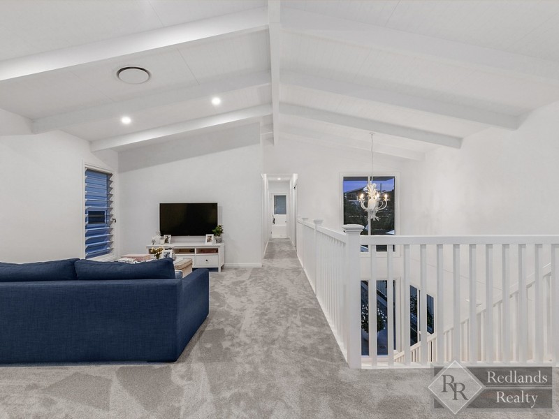 11 Bayview Street, Wellington Point QLD 4160