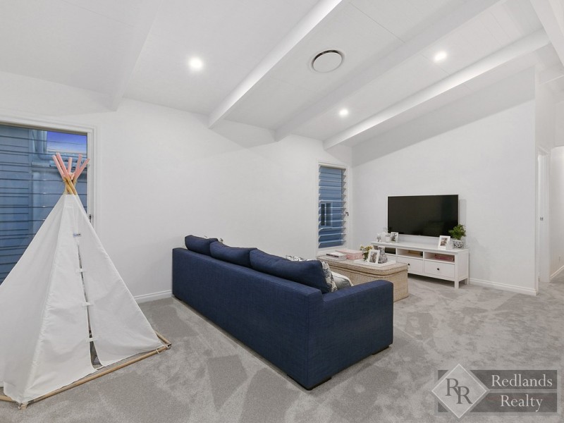 11 Bayview Street, Wellington Point QLD 4160