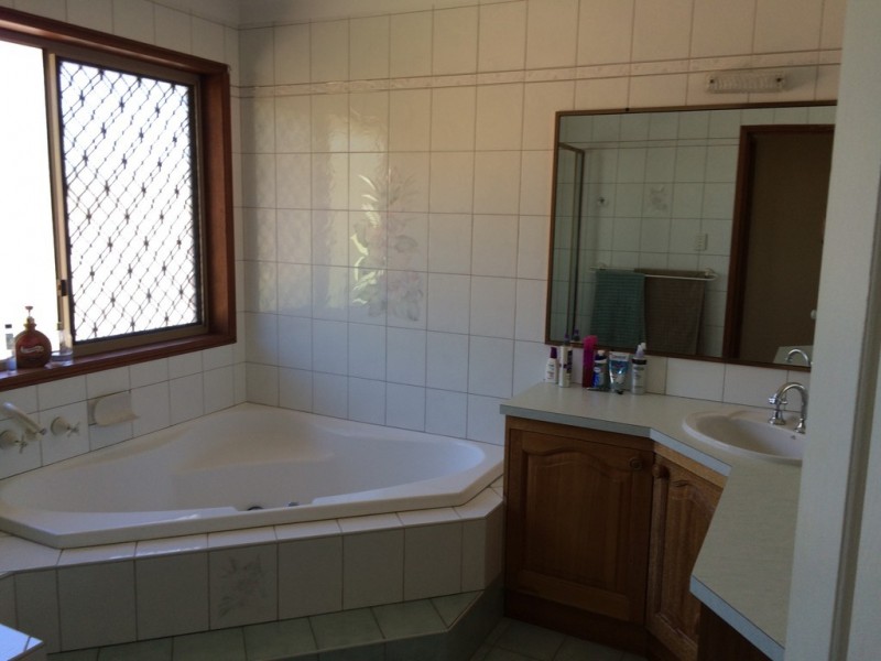 8 Musgrave Street, Wellington Point QLD 4160