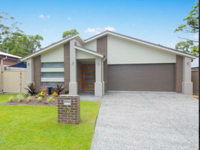 13 Radunz Place, Birkdale QLD 4159