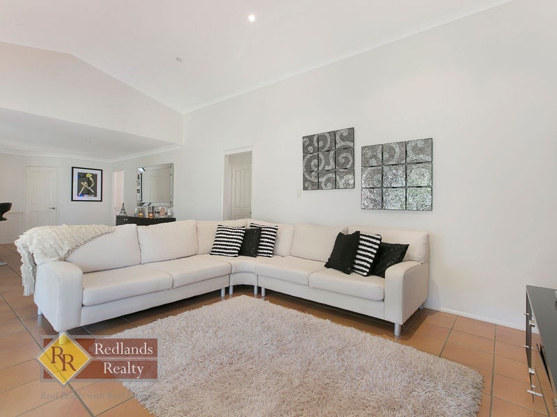 6 Galley Way, Birkdale QLD 4159