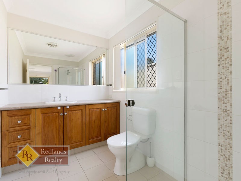 6 Galley Way, Birkdale QLD 4159