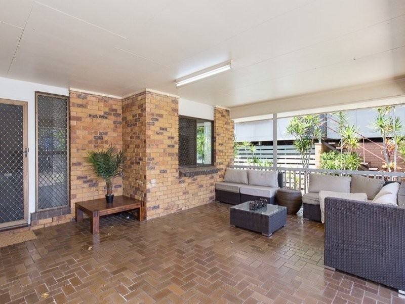 33 Thomas Street, Birkdale QLD 4159