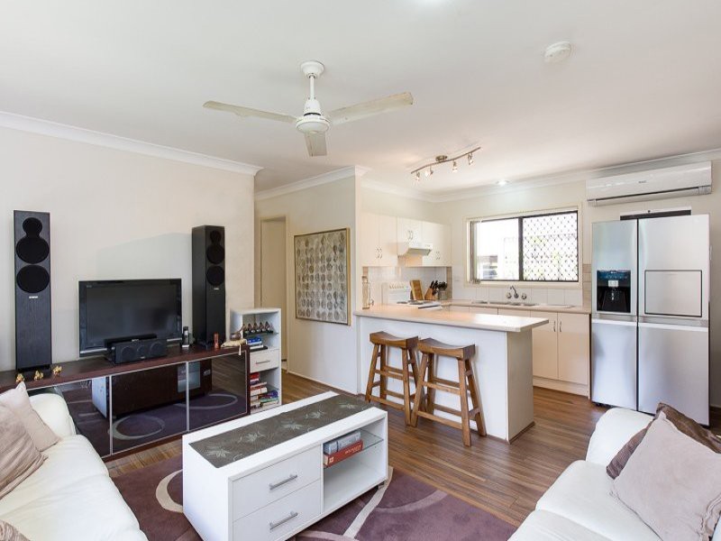 33 Thomas Street, Birkdale QLD 4159