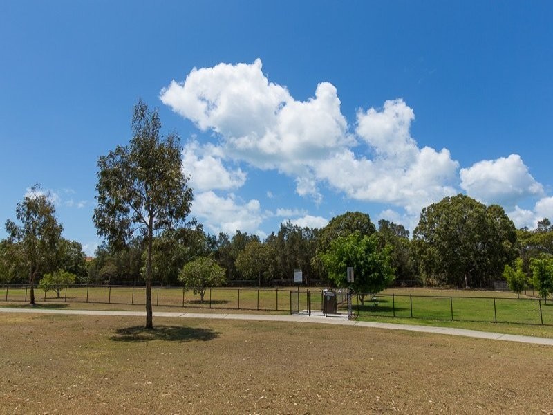 33 Thomas Street, Birkdale QLD 4159