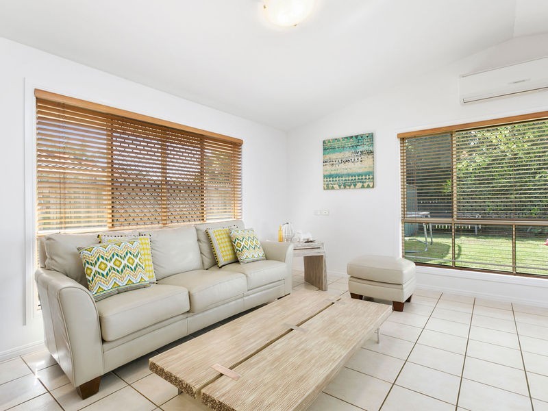 8 Marcel Place, Wellington Point QLD 4160