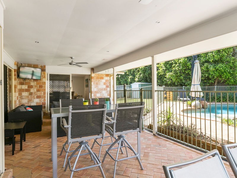 8 Marcel Place, Wellington Point QLD 4160