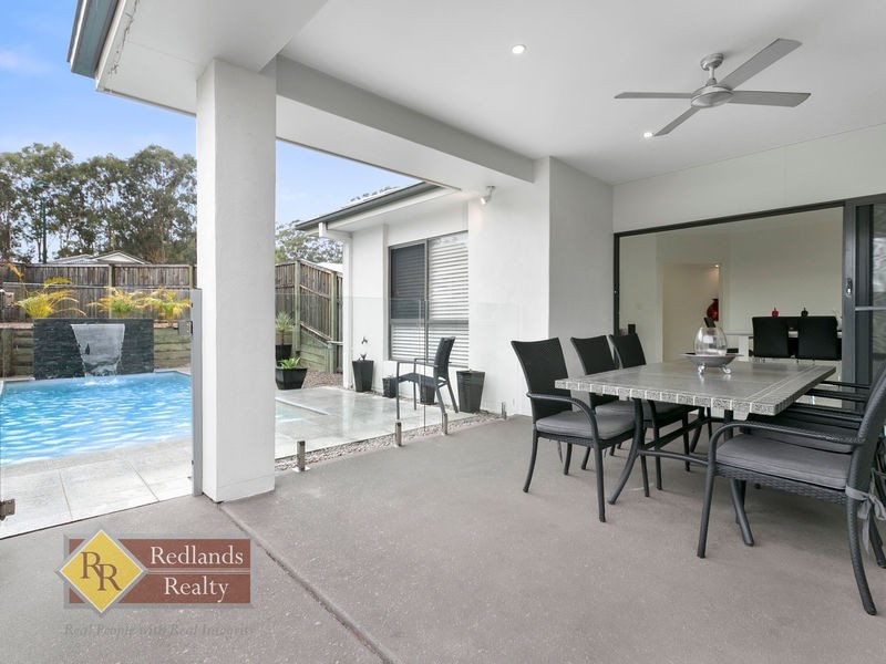 35 Riley Peter Place, Cleveland QLD 4163