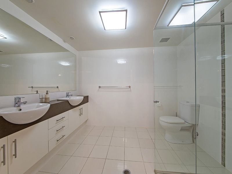 4/135 Shore Street West, Cleveland QLD 4163