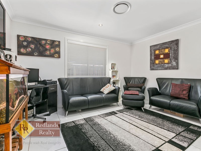 15 Riley Peter Place, Cleveland QLD 4163