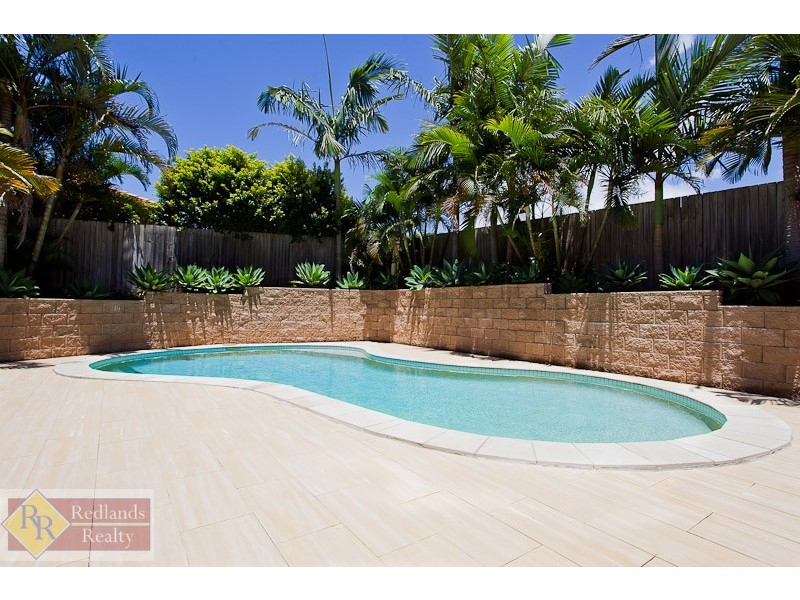 13 Lynch Crescent, Birkdale QLD 4159