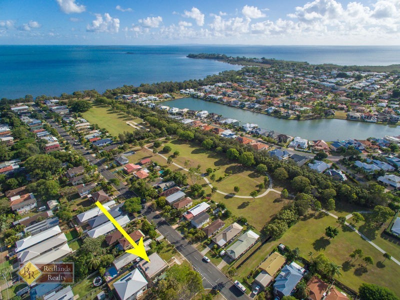 24 Thomas Street, Birkdale QLD 4159