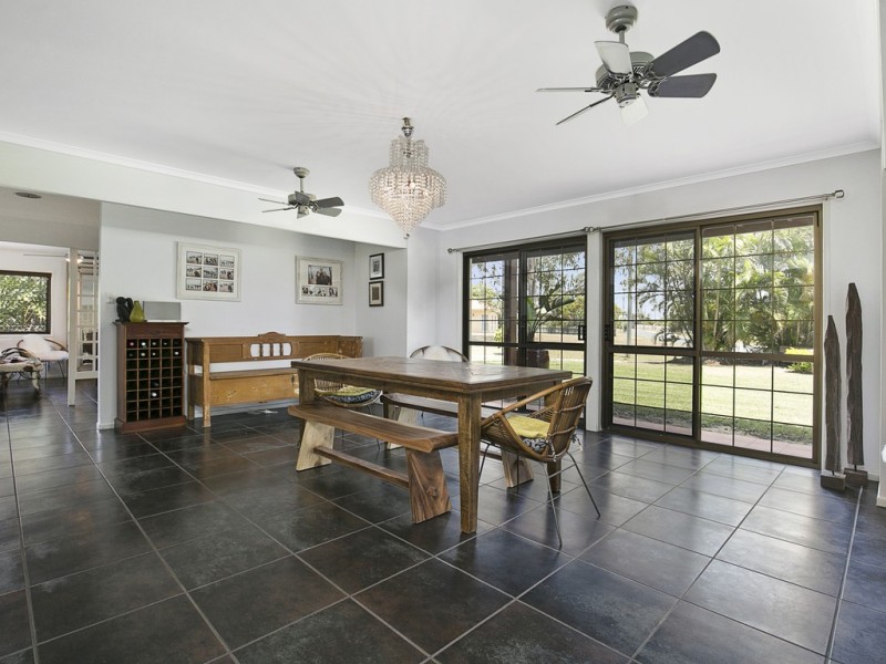 60 Whitehall Avenue, Birkdale QLD 4159