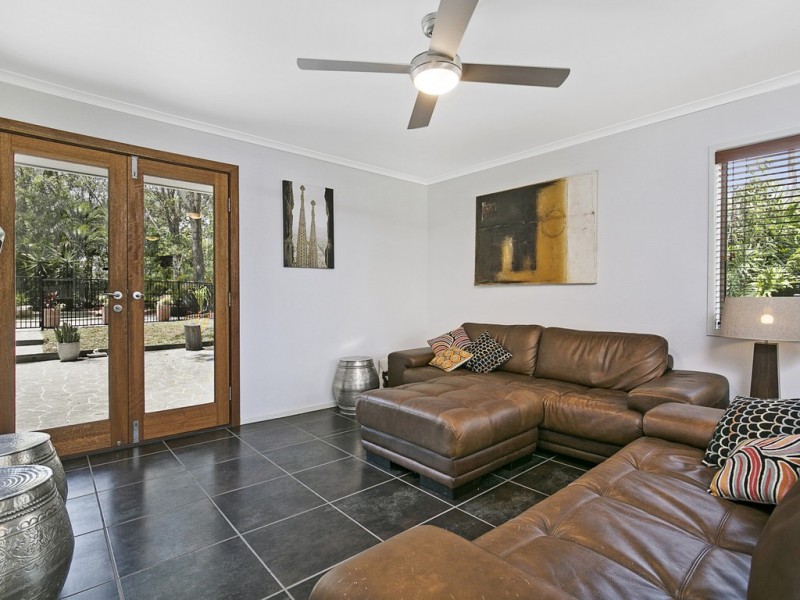 60 Whitehall Avenue, Birkdale QLD 4159