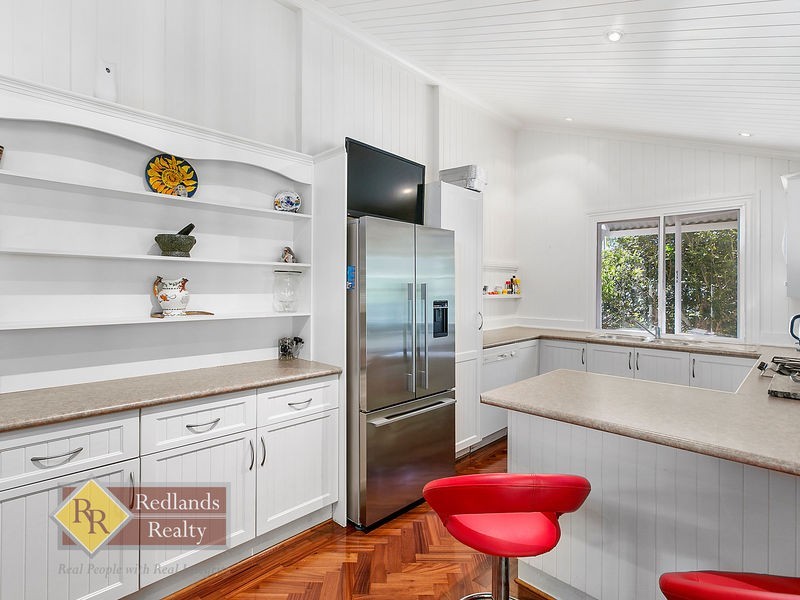 22 Ian Street, Thorneside QLD 4158