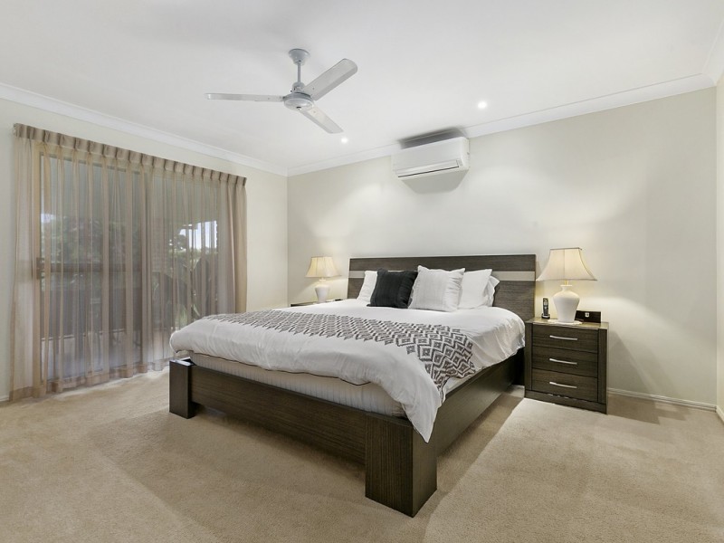 8 Hodges Close, Wellington Point QLD 4160