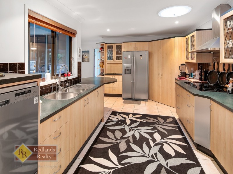 96 Creek Road, Birkdale QLD 4159