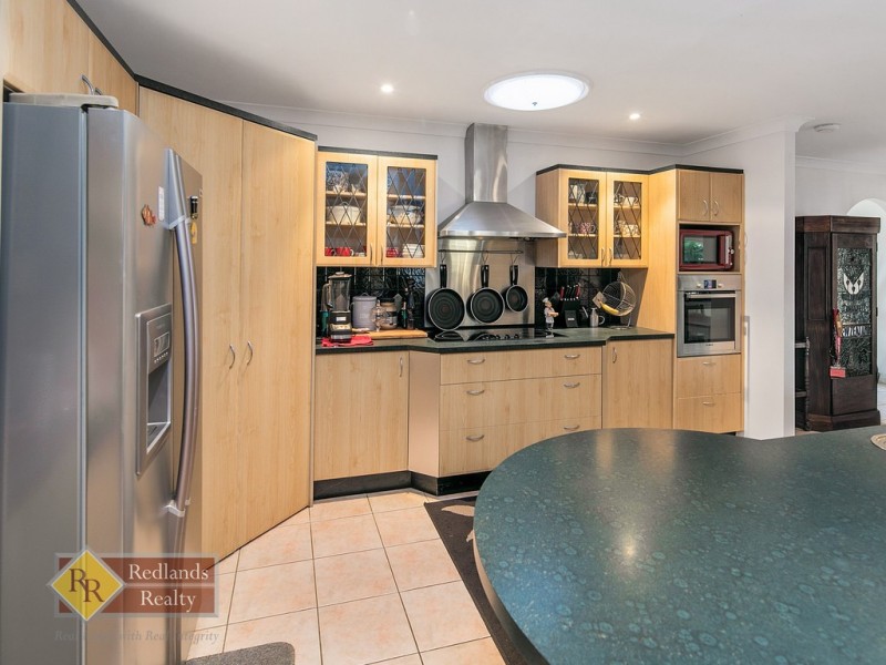 96 Creek Road, Birkdale QLD 4159