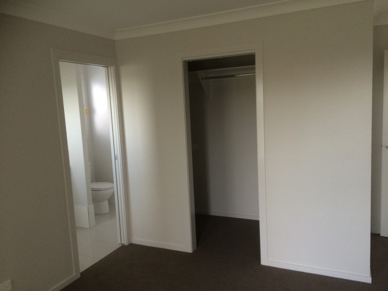 3 Madison Court, Redland Bay QLD 4165