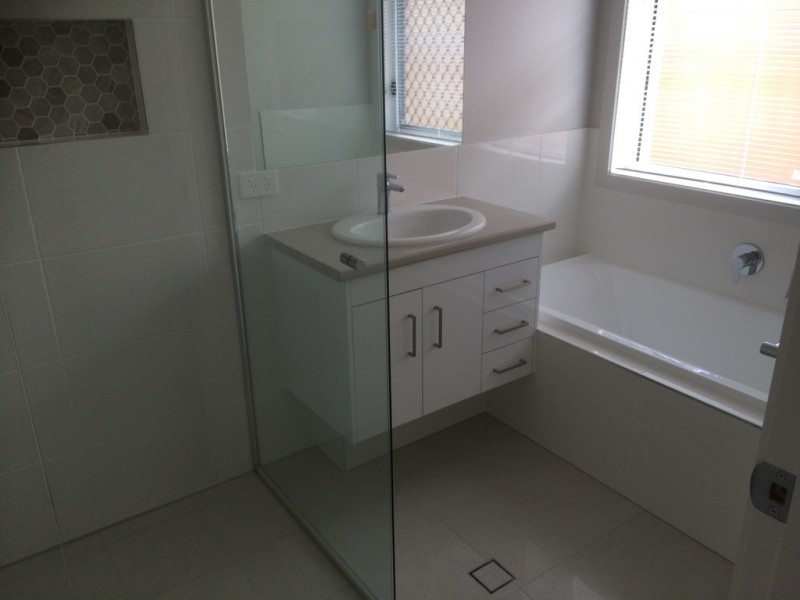 3 Madison Court, Redland Bay QLD 4165
