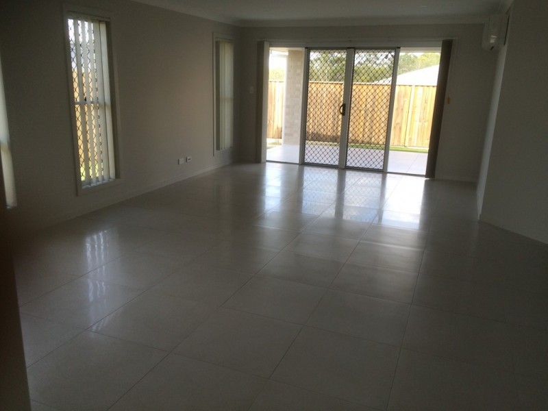 3 Madison Court, Redland Bay QLD 4165