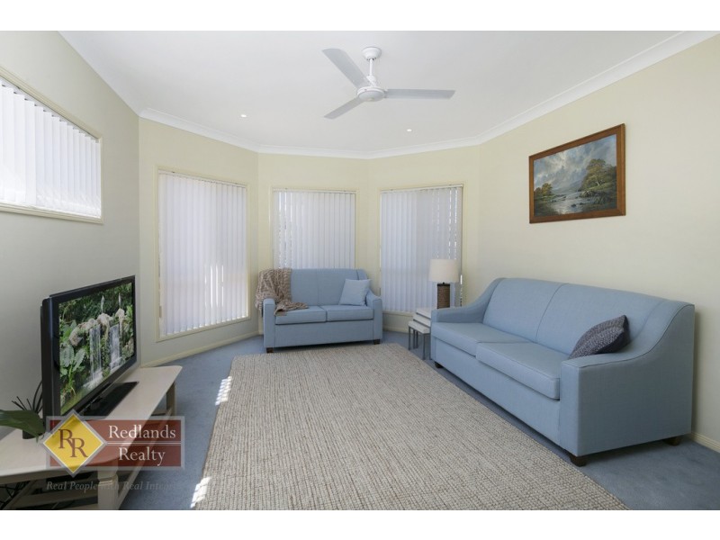 5 Vicki Place, Victoria Point QLD 4165