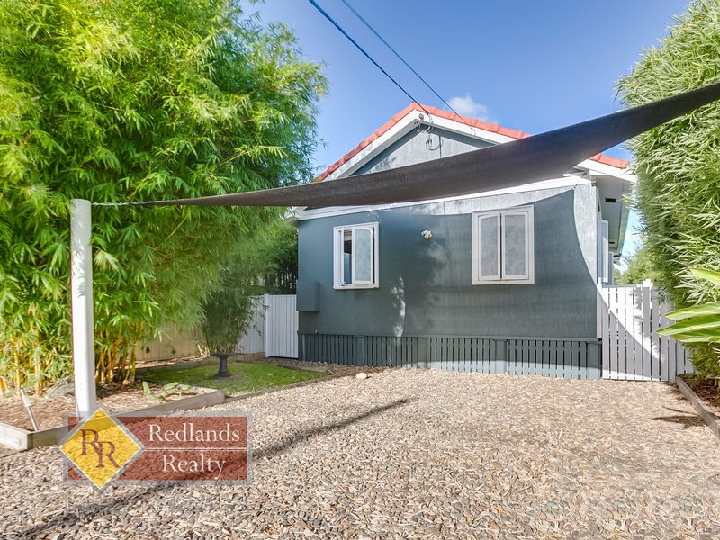 63 Thomas Street, Birkdale QLD 4159