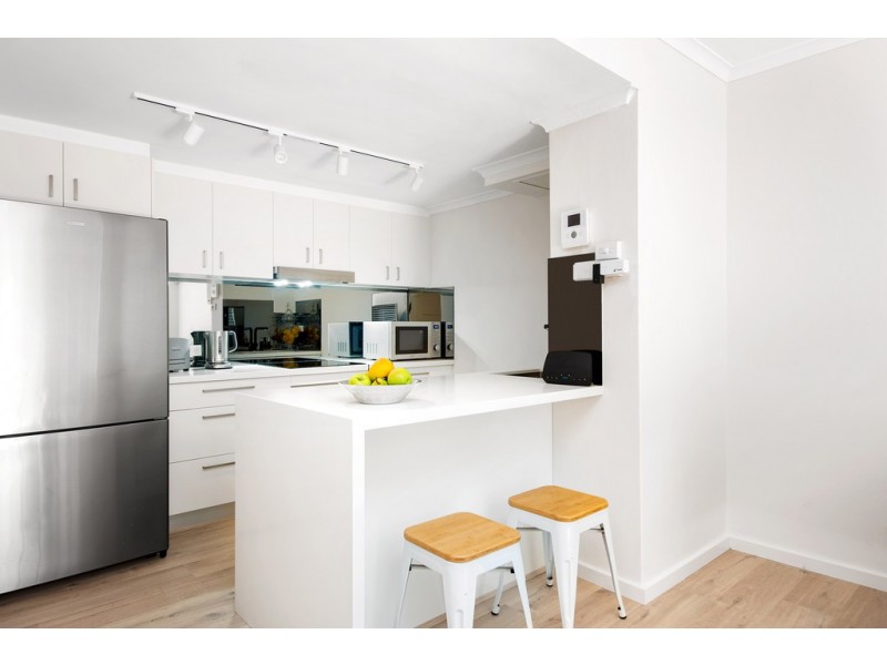 8/1-7 Gloucester Place, Kensington NSW 2033