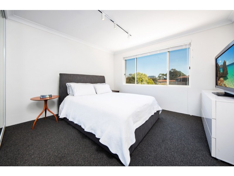 8/1-7 Gloucester Place, Kensington NSW 2033
