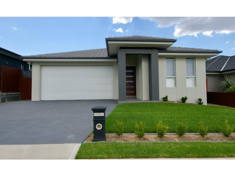 20 Davidson Street, Oran Park NSW 2570