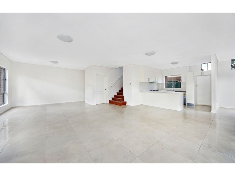 20 Auburn Street, Sutherland NSW 2232