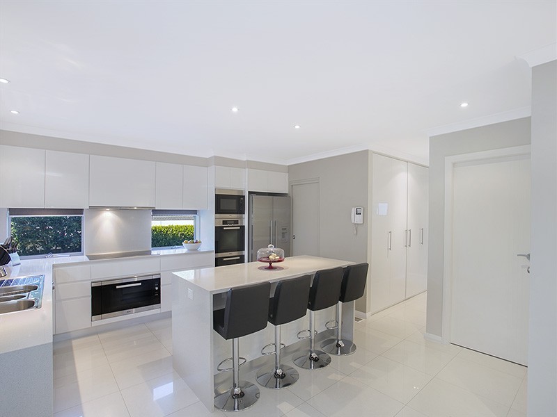 10 Allan Street, Sylvania NSW 2224