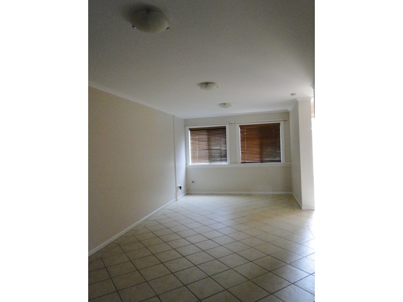 4/26 BEACH AVENUE, Tannum Sands QLD 4680