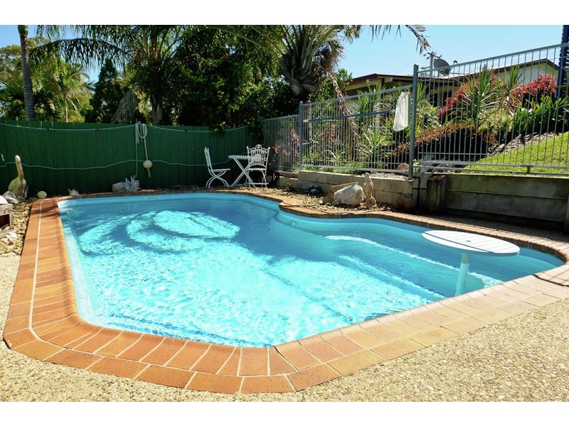 17 Cairncross Street, Sun Valley QLD 4680