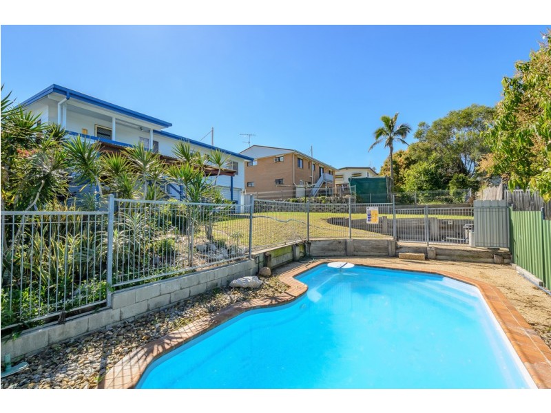 17 Cairncross Street, Sun Valley QLD 4680