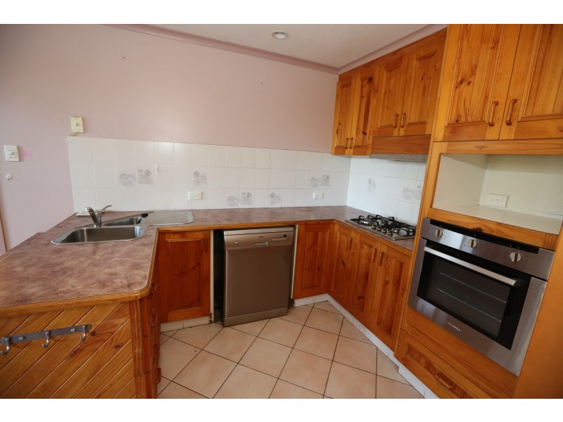 12 Thomsen Road, Burua QLD 4680