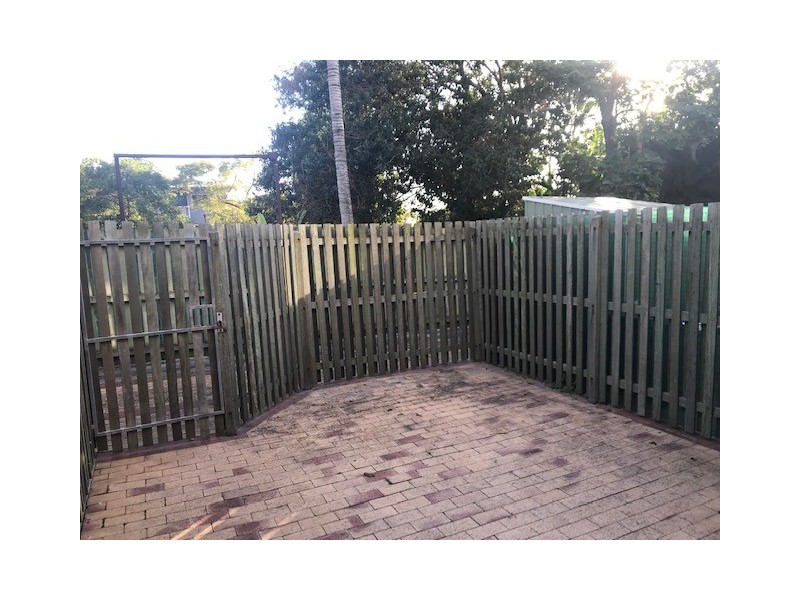 4/18 LEONARD STREET, South Gladstone QLD 4680