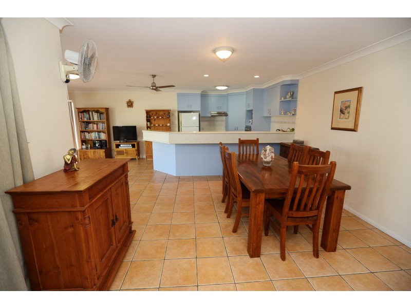 75 Penda Avenue, New Auckland QLD 4680