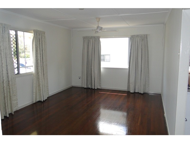 10 STARMER CT, West Gladstone QLD 4680